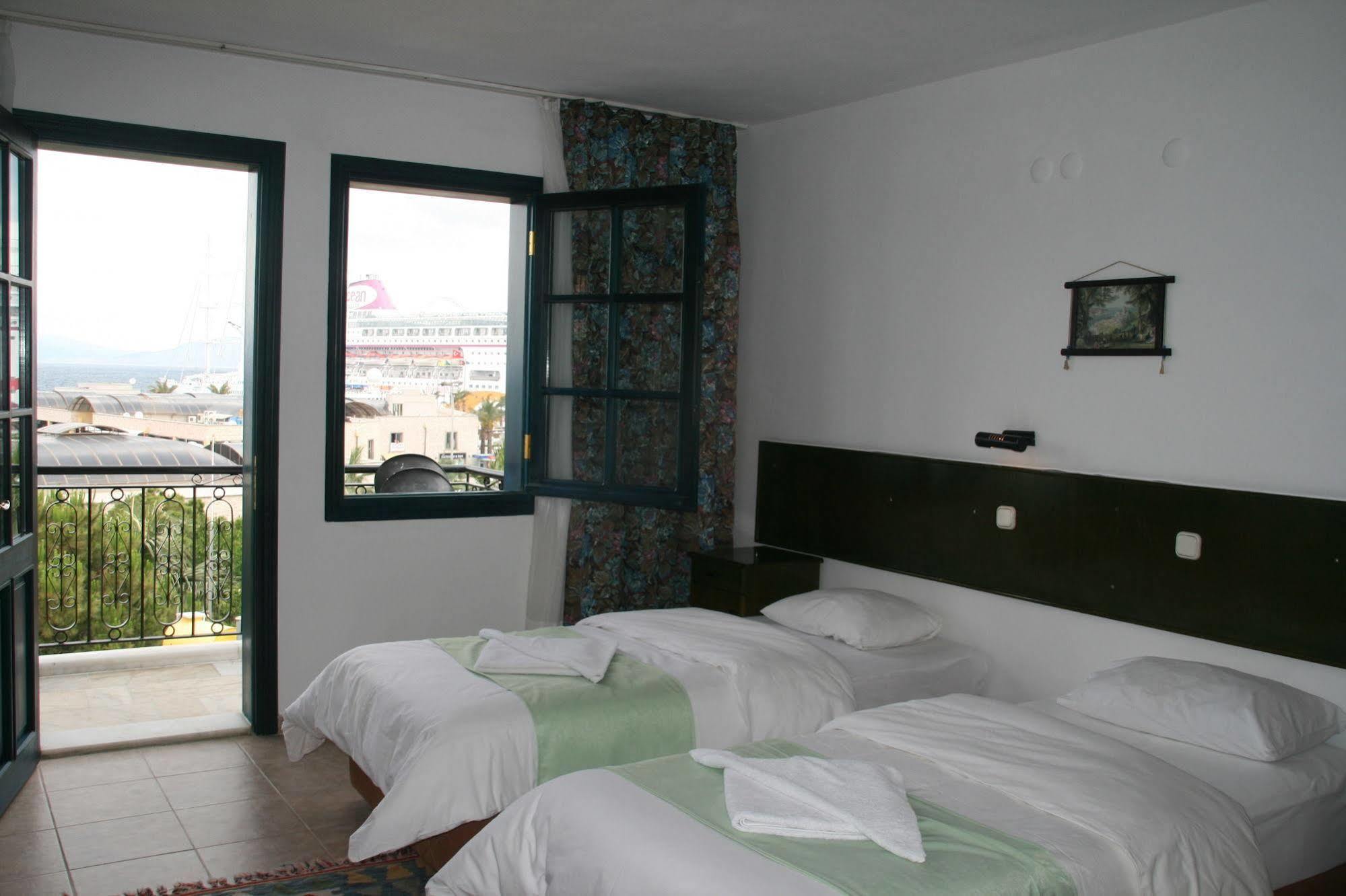 Liman Hotel Kusadası Exterior foto